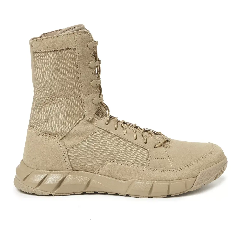 Oakley Men's Breathable Light Assault Boot 2 with Nylon Laces Sized 9 Desert